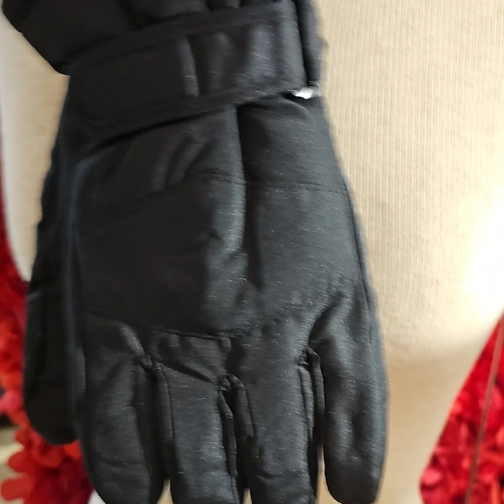 Igloos Black Insulated Gloves Youth Large